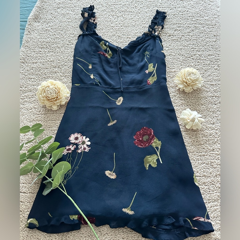 **SOLD**Reformation Petite floral dress